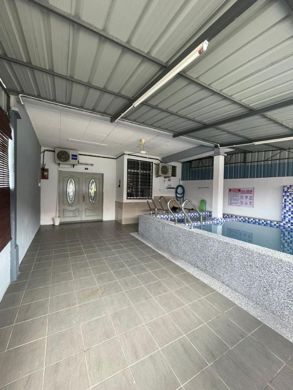 Dania Homestay Pd Port Dickson Exterior photo